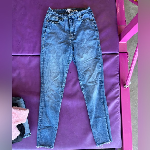 Good American Jeans Good Condition Good Crop By Good American Size
